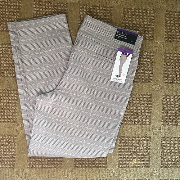 S.C. & CO. Women's Pull-on Ankle Pant - Picture 5 of 5